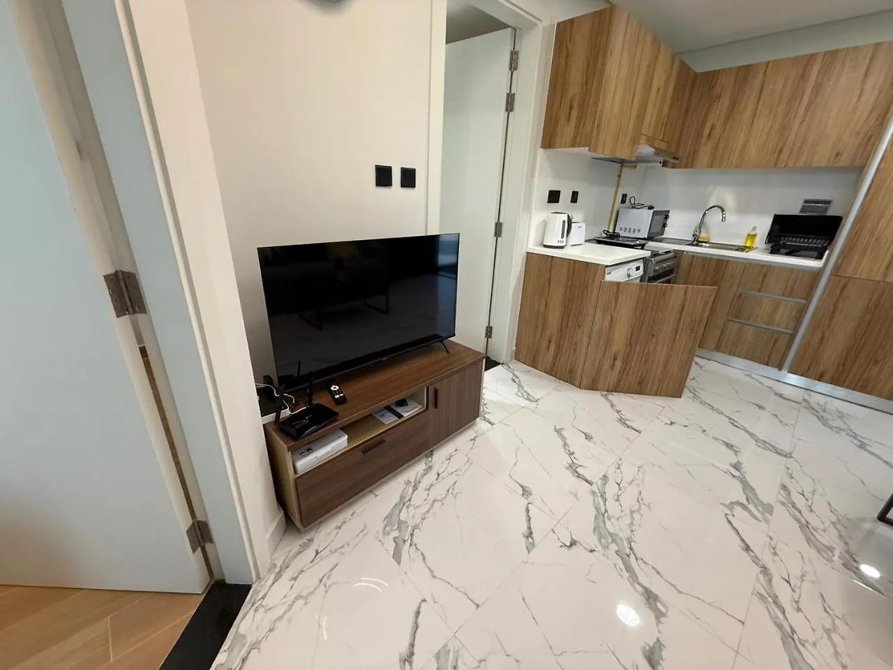 Апартаменты Stylish Jr. 1Br On Maryah Island Near Cleveland Абу-Даби